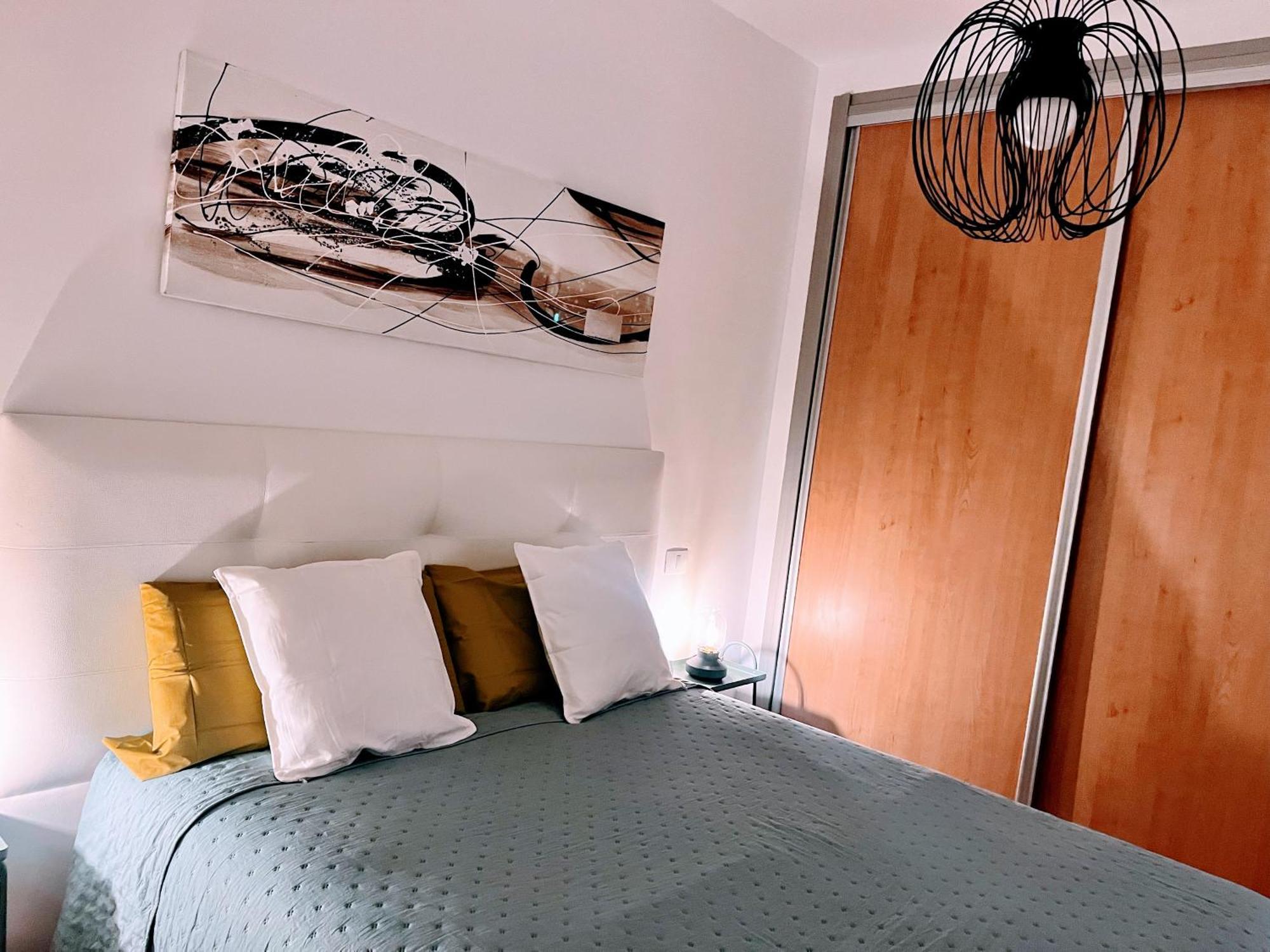Apartment Melo 1 Near Airport, Elevator Vecindario (Gran Canaria)