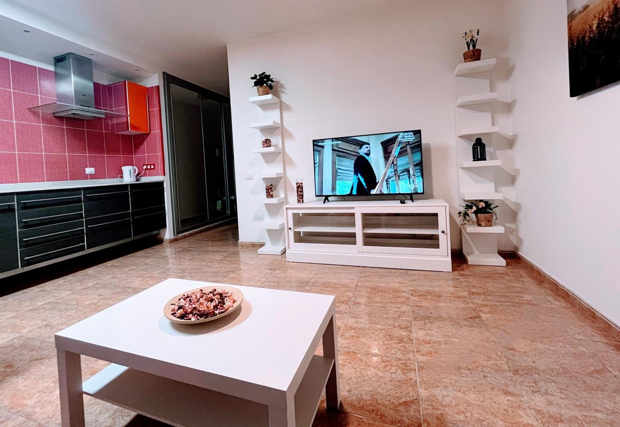 Apartment Melo 1 Near Airport, Elevator Vecindario (Gran Canaria)